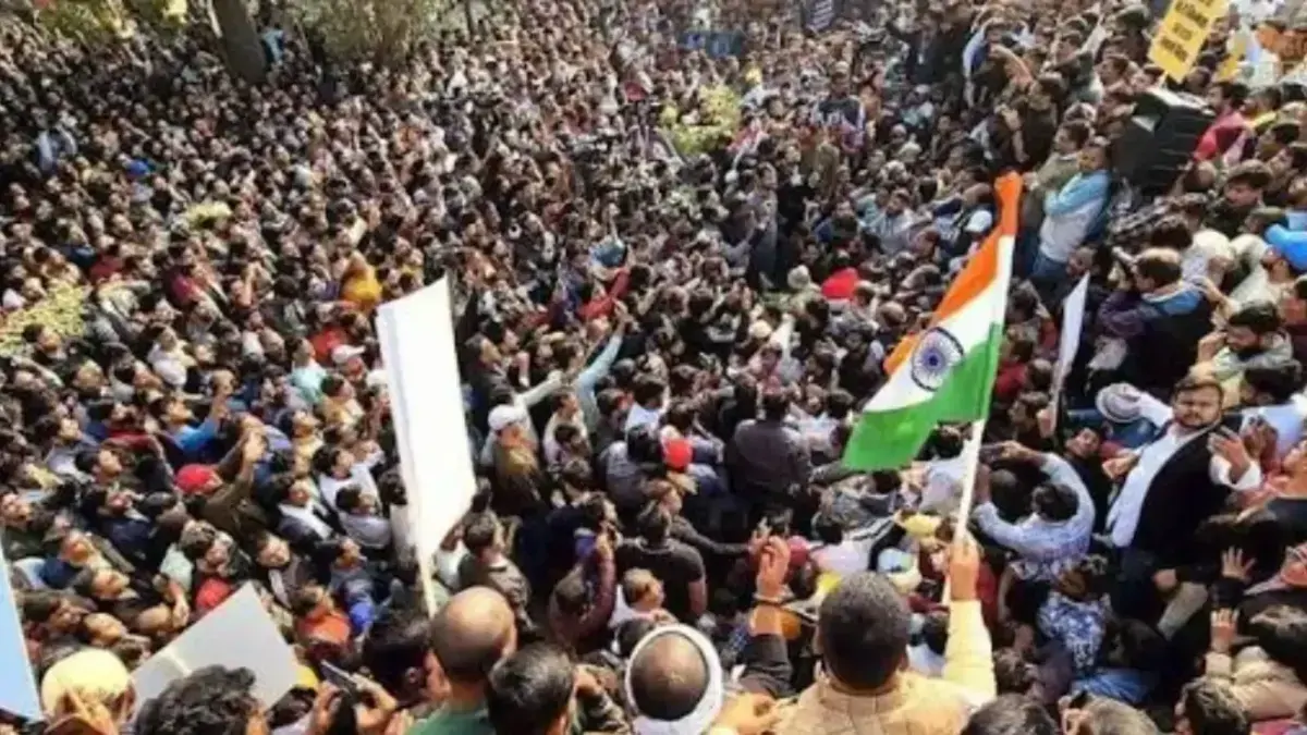 बिहार में भी अब छात्र आंदोलन, TRE-4 में देरी से बढ़ा गुस्सा, आमरण अनशन से विधानसभा घेराव तक की प्लानिंग