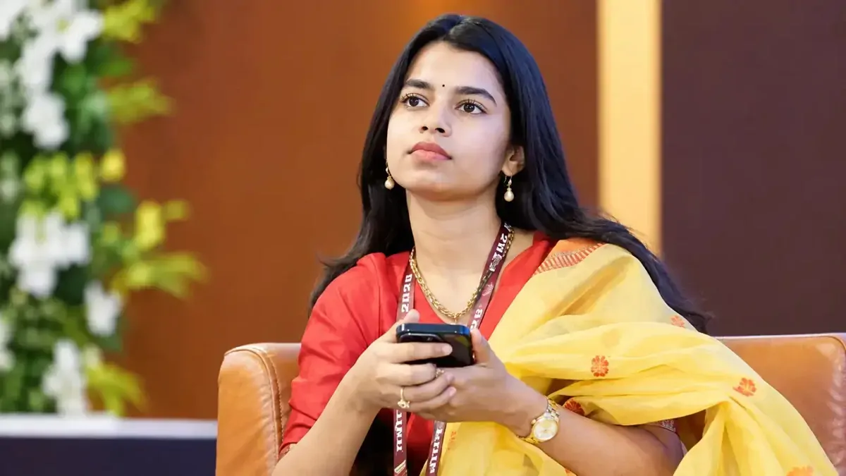 Maithili Thakur: 'सोने से पहले जब सोचती हूं', विधायक बनने के बाद किस बात से खुश हैं मैथिली ठाकुर?