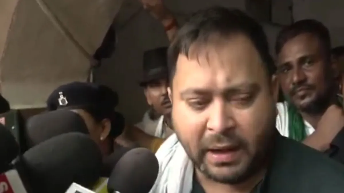 थाने से बाहर आते ही तेजस्वी का बयान, बोले- CM जिम्मेदारी लें, तब करूंगा पूरे मामले पर बात