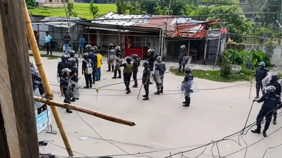Indo Nepal Border News: नेपाल हिंसा के बीच बिहार के लोगों का आना-जाना रोका गया, बिना आईडी के नहीं मिलेगी एंट्री