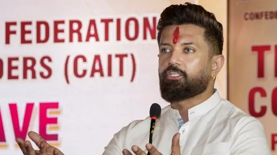 ‘आरक्षण कोई खैरात नहीं, संवैधानिक अधिकार’, जंतर-मंतर प्रदर्शन पर बोले चिराग पासवान