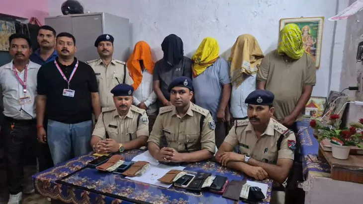 ट्रेन में सामान चुराने के आरोप में हरियाणा के पांच गिरफ्तार