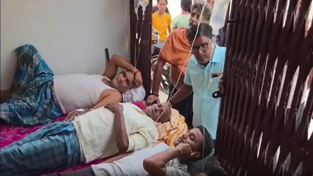सहरसा में पूजा का प्रसाद खाने से 100 से ज्यादा लोग बीमार, गांव में अफरा-तफरी, घर-घर जाकर इलाज कर रही मेडिकल टीम
