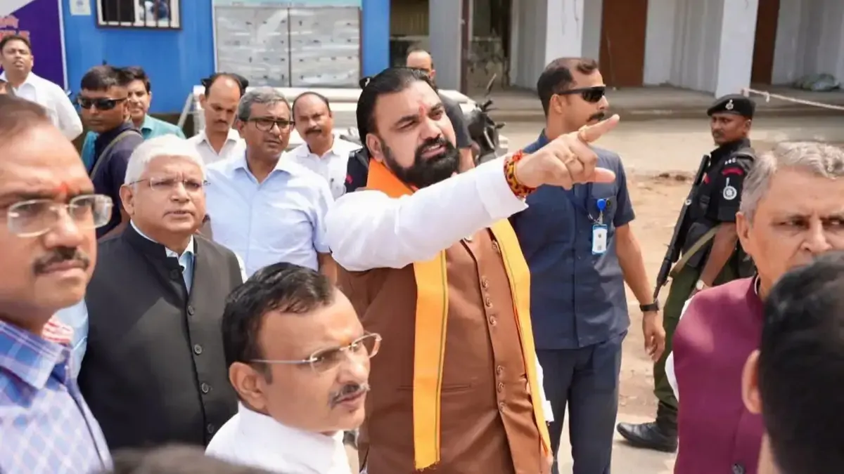 2028 तक पटना मेट्रो प्रोजेक्ट पूरा करने का लक्ष्य! CM सम्राट का ऐलान- नेहरू पथ पर बनेगा 2 फुट ओवरब्रिज