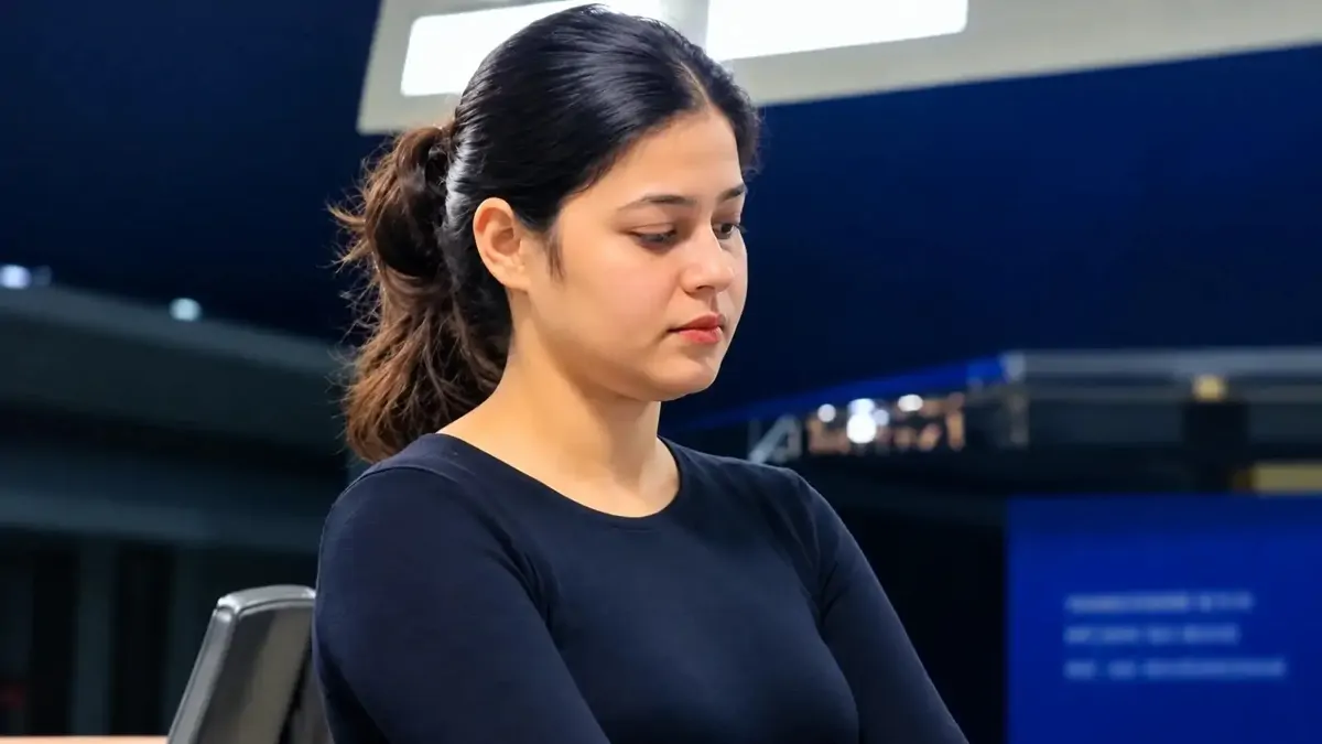 मेडिकल रिप्रजेंटेटिव के लुक में शराब सप्लाई करती थी नेहा? अब SIT खंगालेगी कुंडली, लपेटे में मिथिलांचल की कई नामचीन हस्तियां
