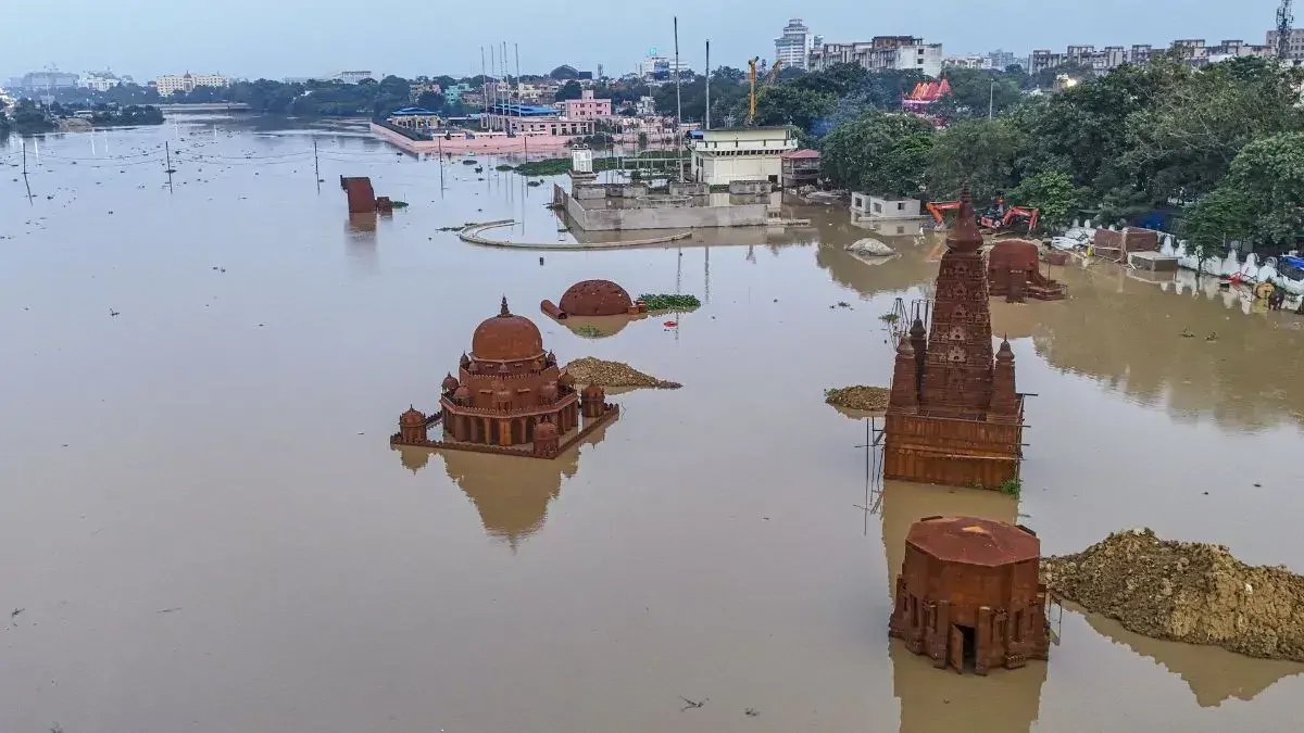 बिहार में नदियों का जलस्तर घटते ही बढ़ा कटाव का खतरा; गंगा, गंडक, कोसी व सोन के तटवर्ती इलाकों पर अलर्ट