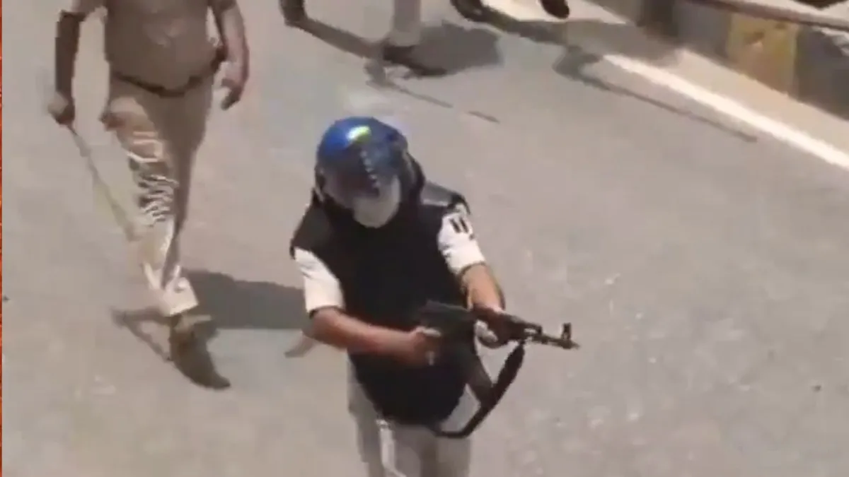 चार राउंड फायरिंग... तीन घायल, सिपाही निलंबित; अब बिहार पुलिस के सामने सबसे बड़ा सवाल- आखिर लगी किसकी गोली?
