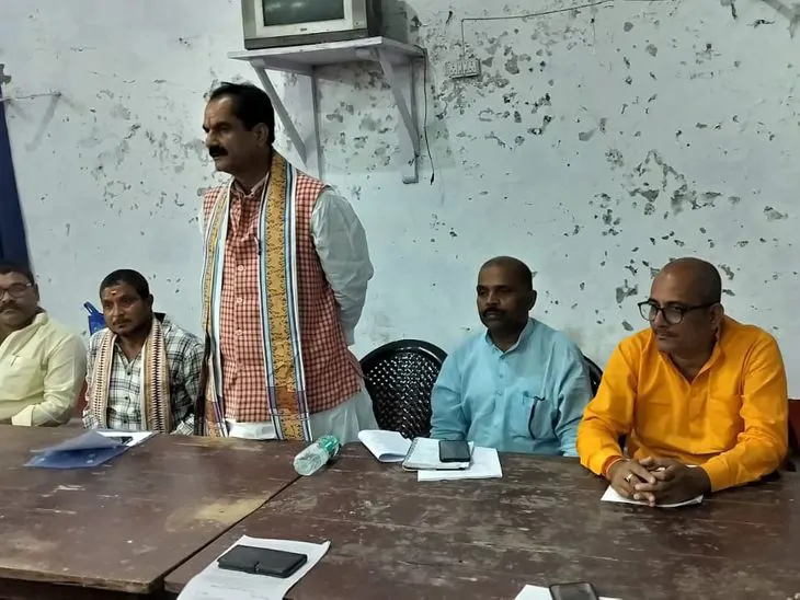 'राहुल गांधी नाकामियों का ठीकरा संवैधानिक संस्थाओं पर ना फोड़ें': सांसद बोले- जहां कांग्रेस हारी, वहीं EVM-