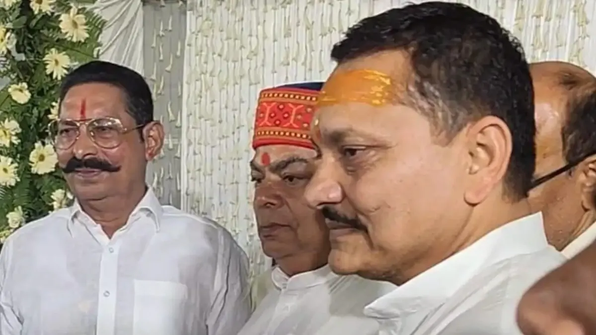 सम्राट चौधरी को CM पद से हटाने के लिए संजय झा उन्हें करवा रहे बदनाम, पूर्व जदयू नेता क्यों फैला रहे हैं सनसनी